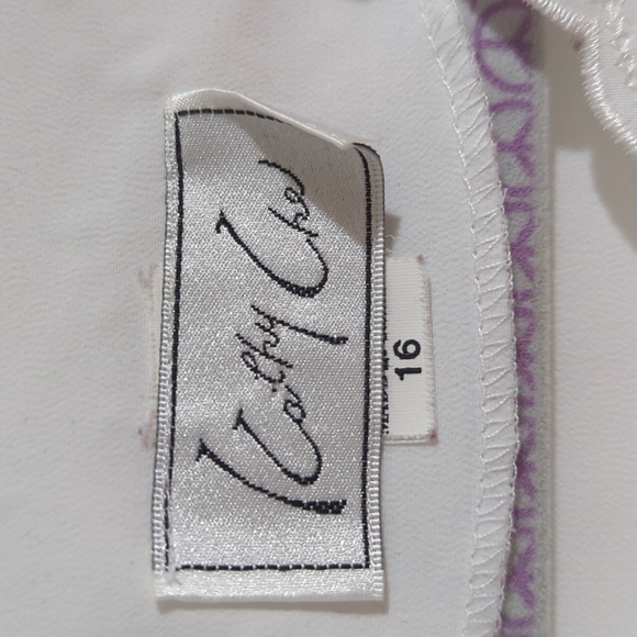 White button up with floral enlay - Picture 4 of 4